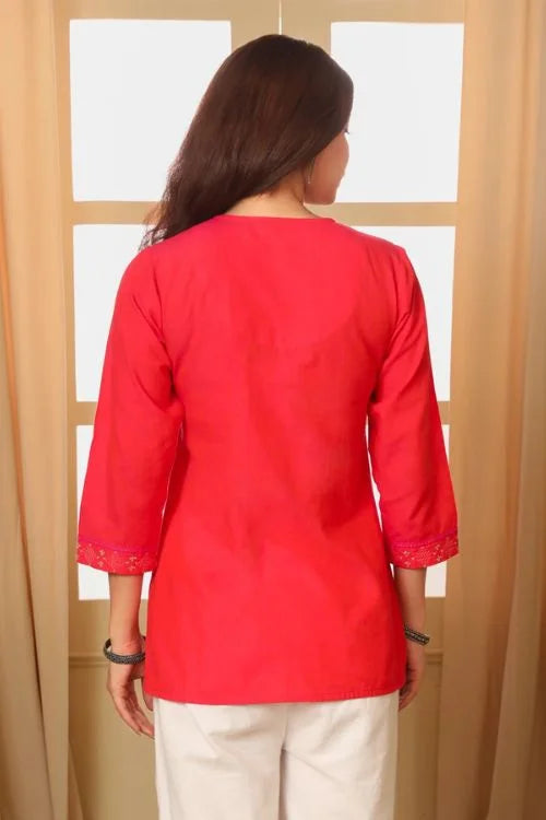 Rangsutra Aashvi Coral V-Neck Mangalgiri Cotton Top With Desert Hand Embroidery
