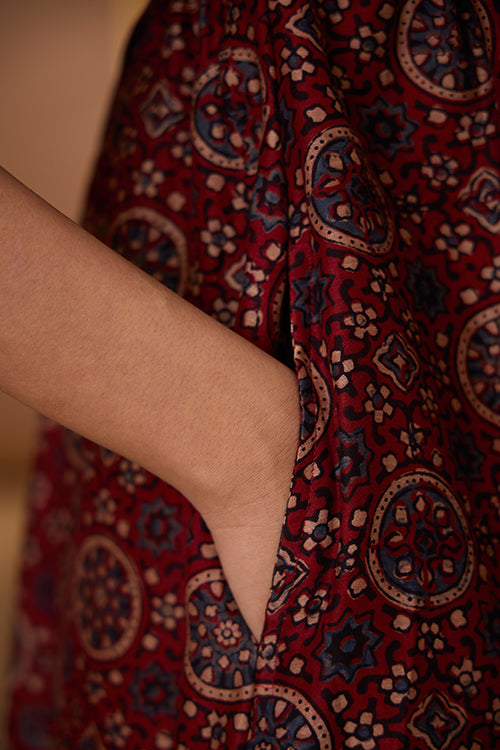 Okhai 'Sample Two Hundred Seventy Two