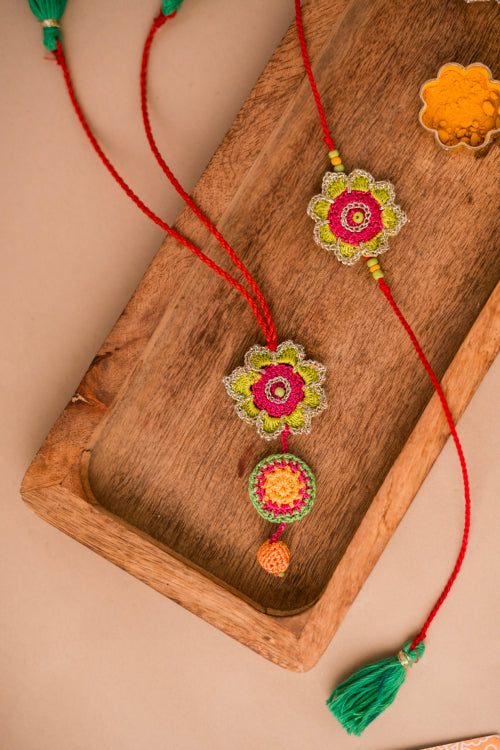 Samoolam Moonsoon Green Rakhi & Lumba (Set Of 2)