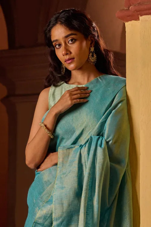 The ICH Bengal Elegance. Handwoven Tissue & Linen Saree - Mist Blue
