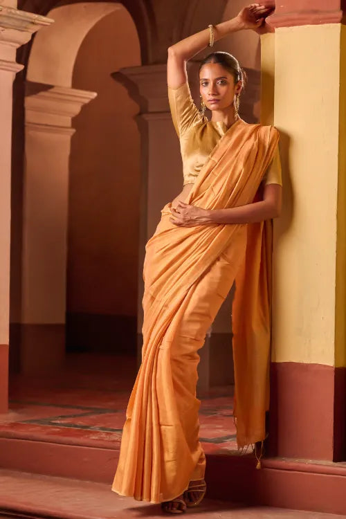 The ICH Bengal Elegance. Handwoven Tissue & Linen Saree - Peach Champagne