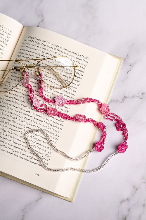 Samoolam Handmade Crochet Wild Roses Spec Chain-Pink