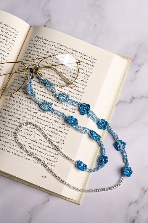 Samoolam Handmade Crochet Wild Roses Spec Chain-Blue