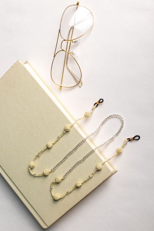 Samoolam Handmade Crochet Beaded  Spec Chain-Off White