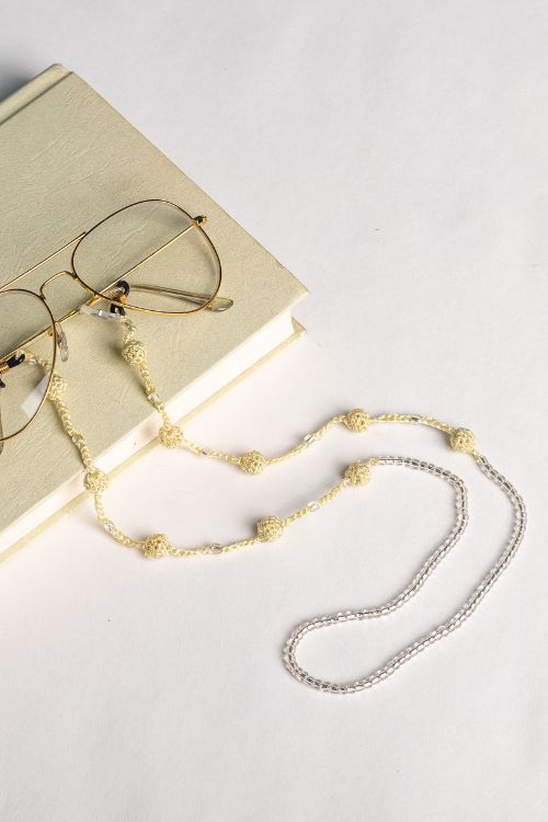 Samoolam Handmade Crochet Beaded  Spec Chain-Off White