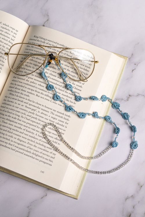 Samoolam Handmade Crochet Tikki Spec Chain-Blue