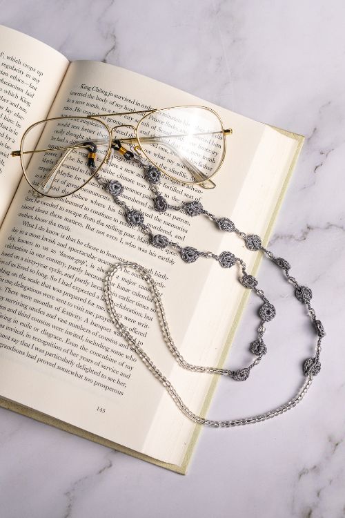 Samoolam Handmade Crochet Tikki Spec Chain-Grey