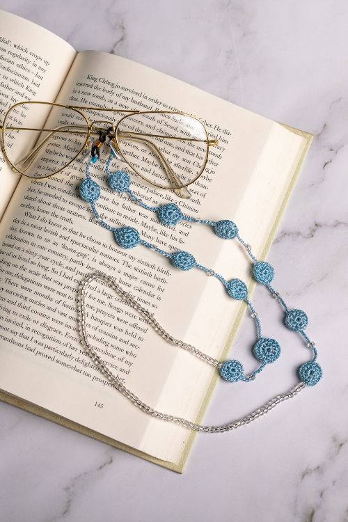 Samoolam Handmade Crochet Coins Spec Chain-Blue