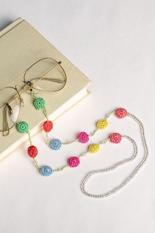 Samoolam Handmade Crochet Coins Spec Chain-Multicolour