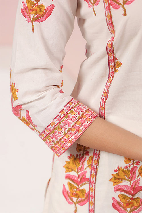 Shuddhi  White And Pink Kurta And Pant Set