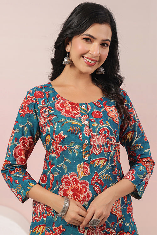 Shuddhi  Green And Red Semi Aline