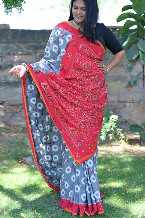 Hand Embroidered Mangalgiri Cotton Saree With Blouse Online