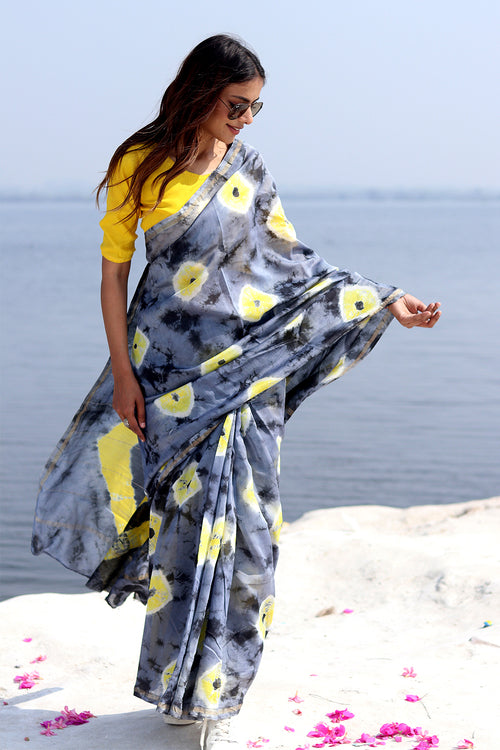 Sooti Syahi "Gray Martini" Bandhni Chanderi Saree