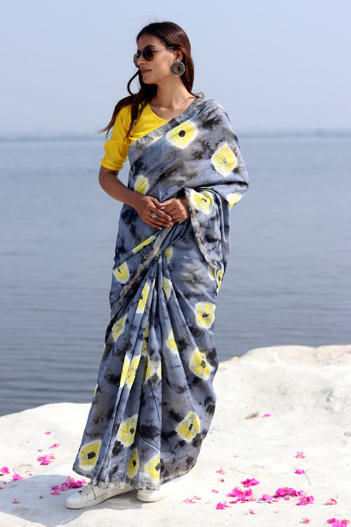 Sooti Syahi "Gray Martini" Bandhni Chanderi Saree