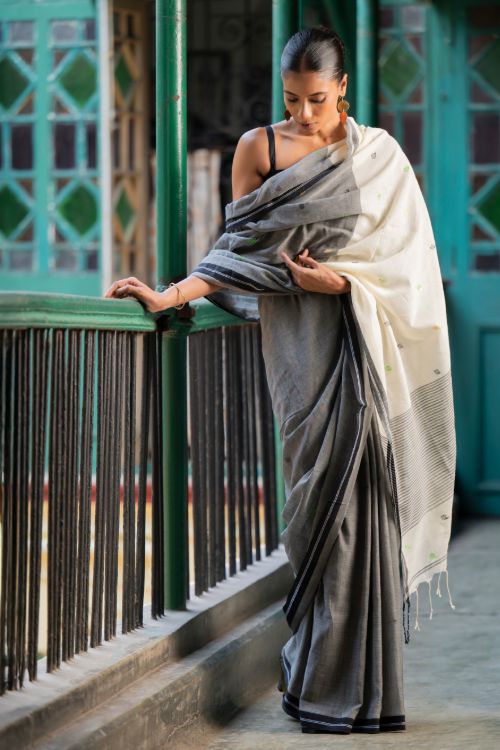 TICH Soft & Light. Handwoven Bengal Cotton Saree - Grey Elegance