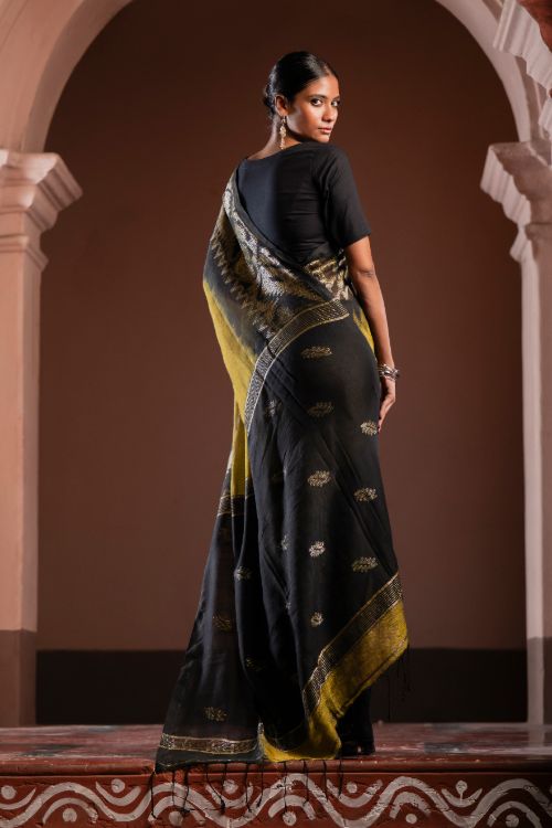 TICH Exclusive Handwoven Bengal Linen Jamdani Saree - Kanaka Dhara