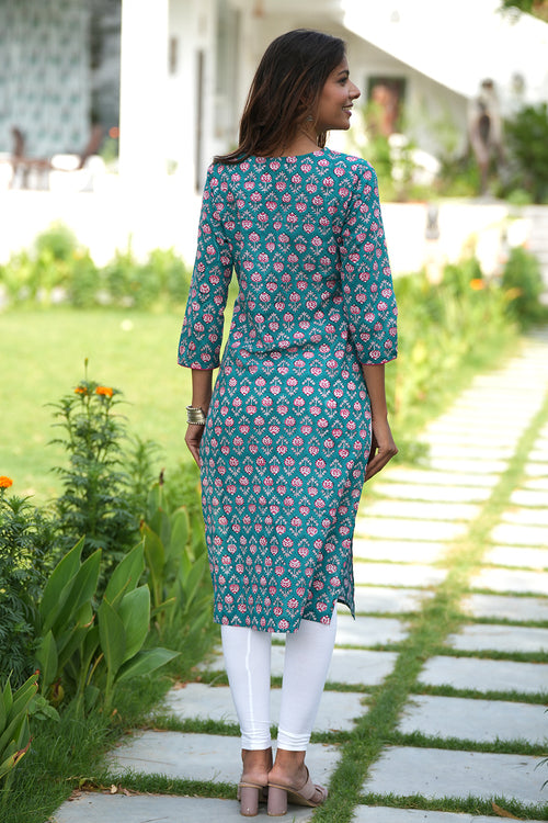 Evergreen Enigma Block Printed Cotton Kurta For Women Online