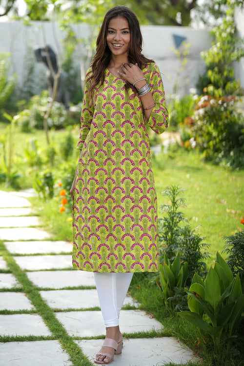 Lush Crimson Handblock Printed Cotton Kurti For Women Online