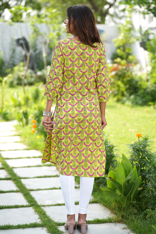 Sooti Syahi Lush Crimson Handblock Printed Cotton Kurti