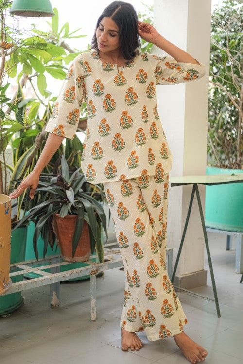 Sootisyahi 'Sunny Meadows' Handblock Printed Pure Cotton Night Suit