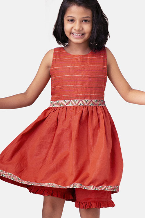 Soleilclo Hand Embroidered Linen Dress And Shorts