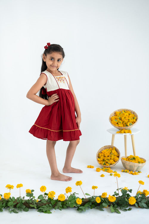 Soleilclo "Red Hand Embroidered Cotton Sleeveless Dress"