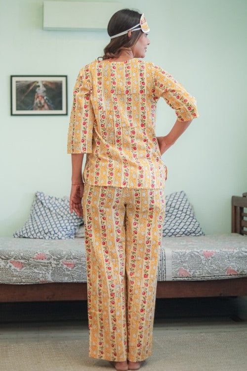 Sootisyahi 'Daisy Bliss'  Handblock Printed Pure Cotton Night Suit