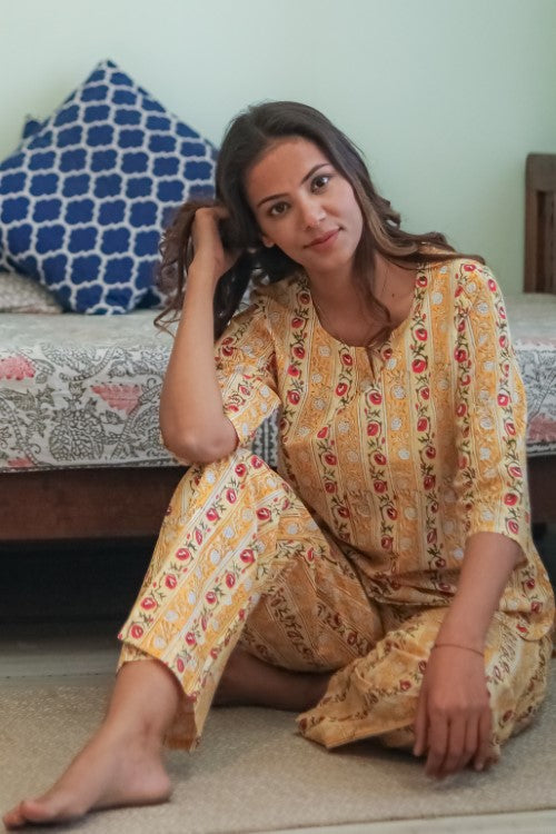 Sootisyahi 'Daisy Bliss'  Handblock Printed Pure Cotton Night Suit