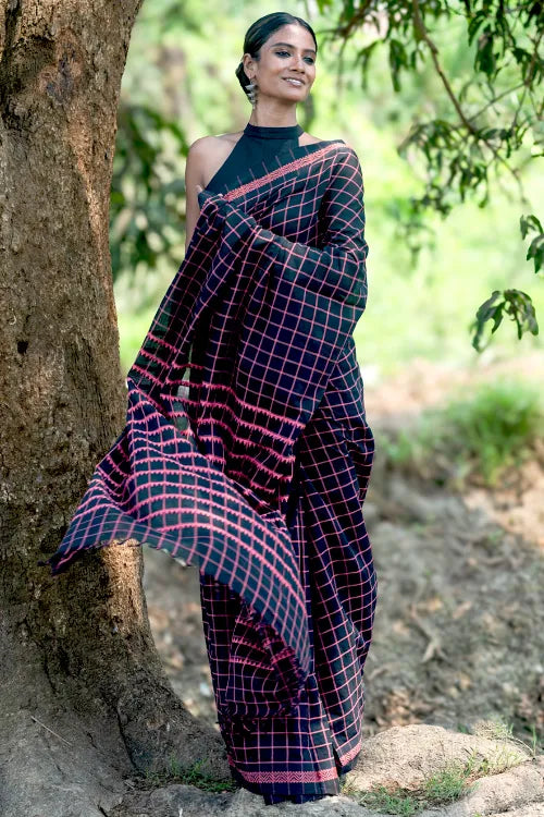 THE ICH Bengal Weaves. Handwoven Soft Cotton Saree - Rose Grid