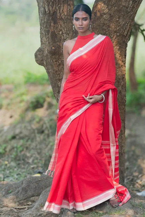 THE ICH Bengal Weaves. Handwoven Soft Cotton Saree - Crimson Glow