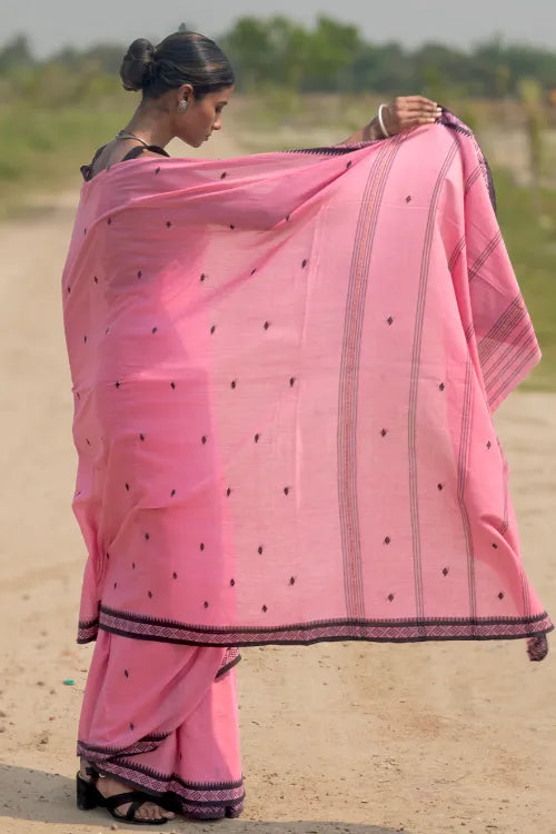 The ICH Sambalpuri Handwoven Ikat Soft Cotton Saree - Pankhuri