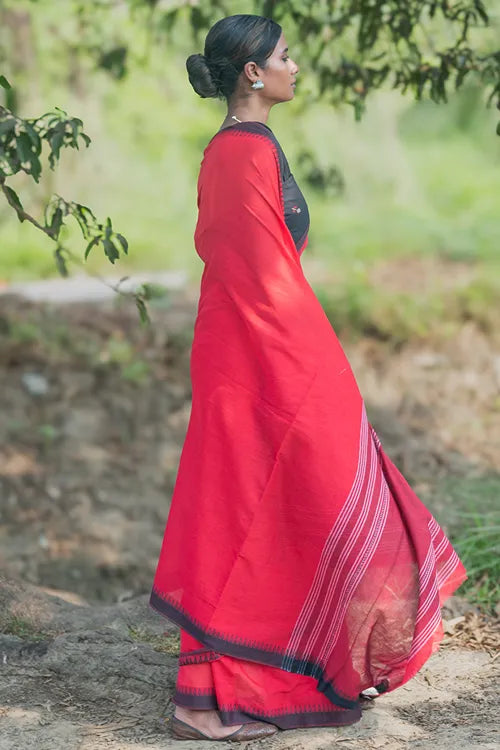 The ICH Bengal Weaves. Handwoven Soft Cotton Saree - Crimson Flow