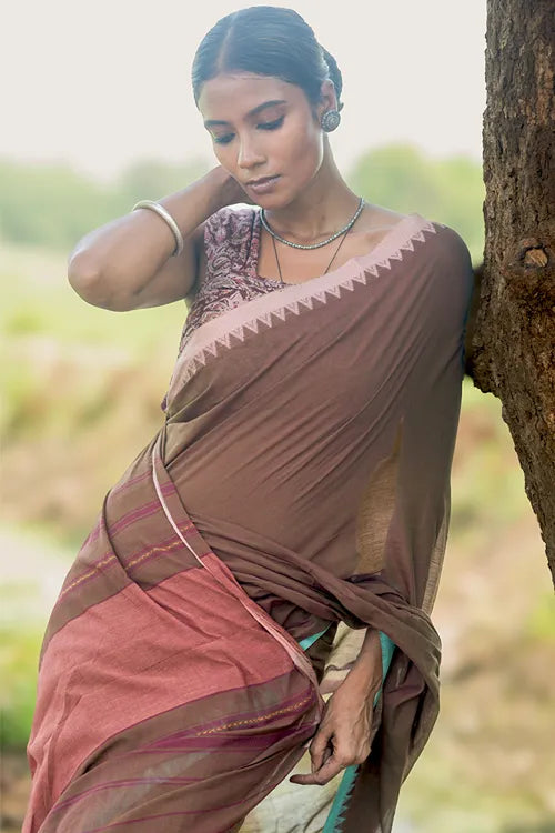 The ICH Bengal Weaves. Handwoven Soft Cotton Saree - Cocoa Breeze