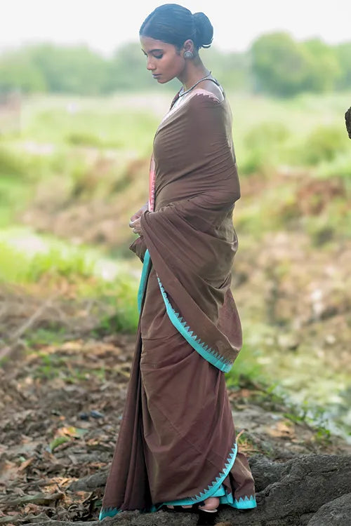 The ICH Bengal Weaves. Handwoven Soft Cotton Saree - Cocoa Breeze