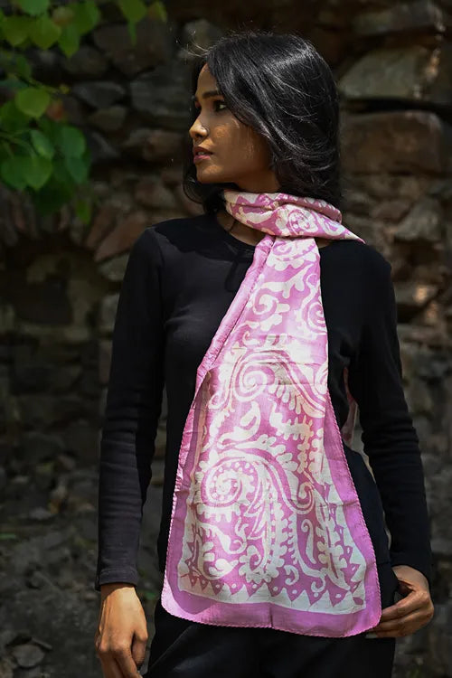 The ICH Light & Soft. Handcrafted Silk Batik Scarf - Mauve Vines