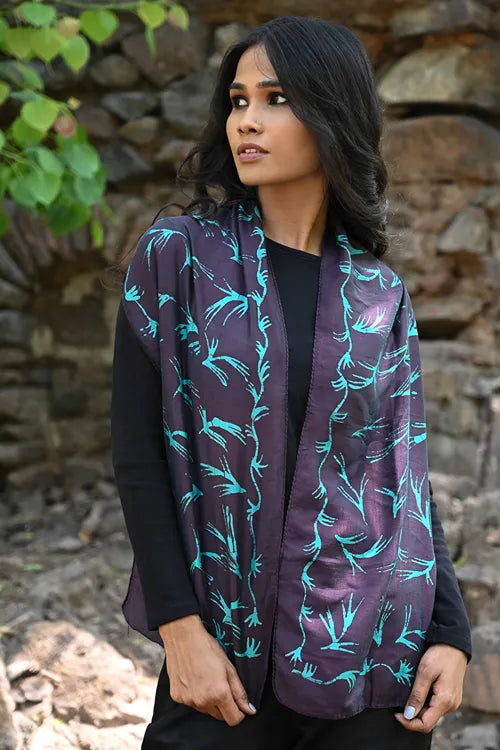 The ICH Light & Soft. Handcrafted Silk Batik Scarf - Midnight Vine