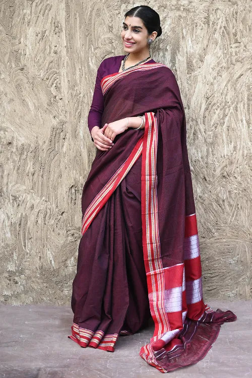 Deccan Elegance. Cotton Blend Self Striped Ilkal Lugdi Saree - Jaswanti