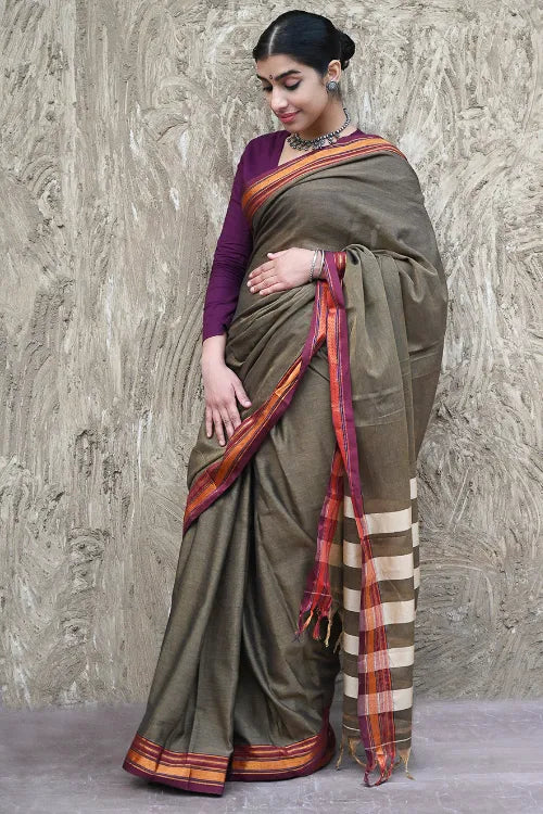 Deccan Elegance. Cotton Blend Ilkal Saree - Maati