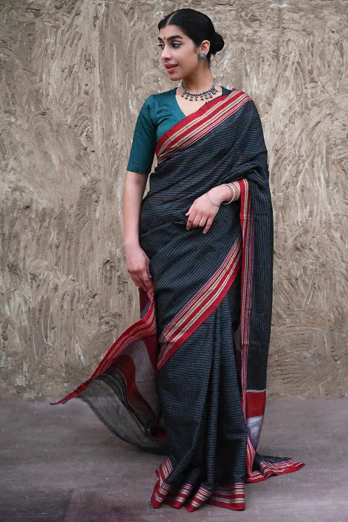 Deccan Elegance. Cotton Blend Self Striped Ilkal Lugdi Saree - Karigari Nargund