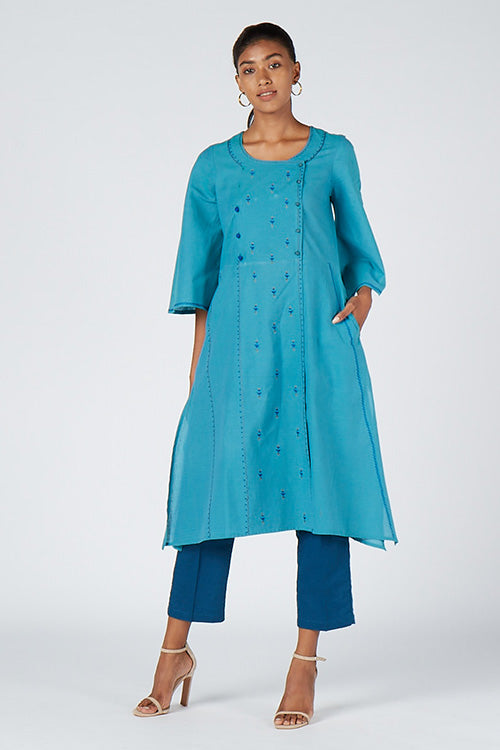 Okhai "Maldives" Handwoven Suf Embroidery Kurta