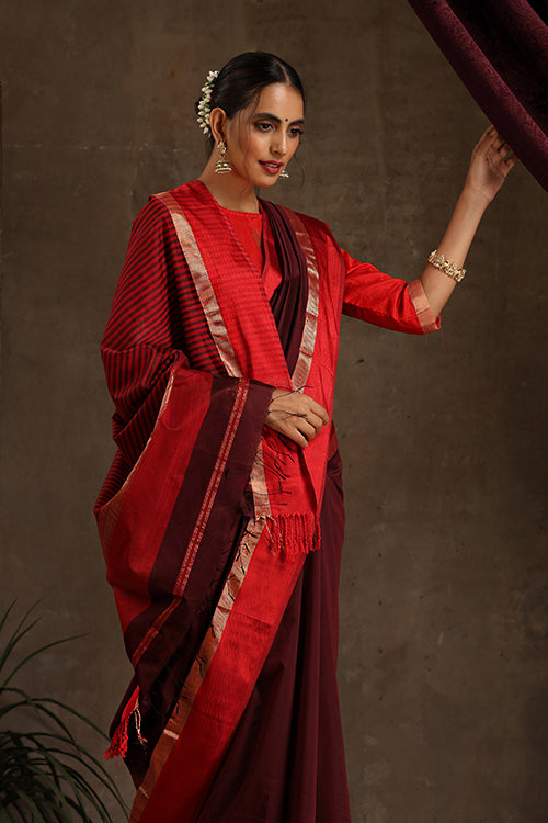 Maheshwari Handwoven Silk Cotton Resham Border Saree With Contrast Pallu And Blouse - Colour -Maroon