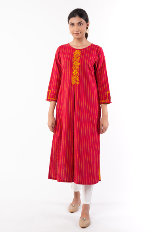 Rangsutra Pardis Red Chikankari Round Neck Kurta