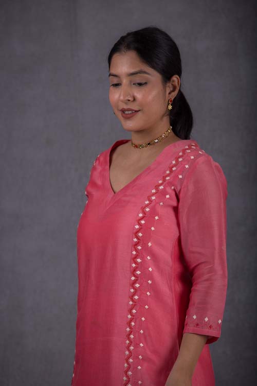 Urmul Desert Crafts Roshni Chanderi Pink Kurti With Soof Hand Embroidery