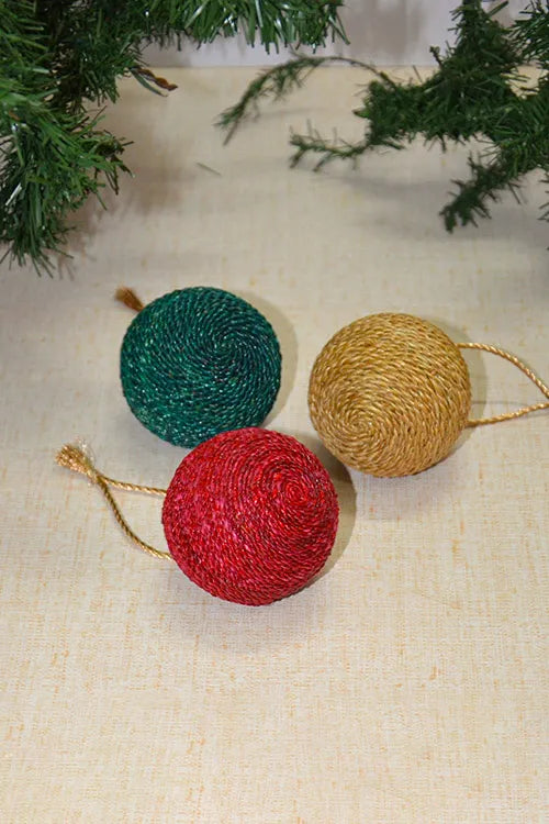 Dharini Water Hyacinth Christrmas Ball Ornaments (Set of 3)