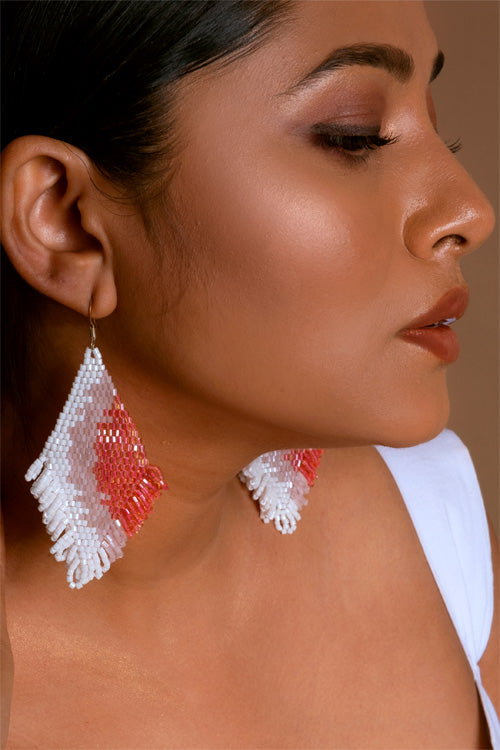 Melo Studio Edith White-Peach Hand Beaded Earrings