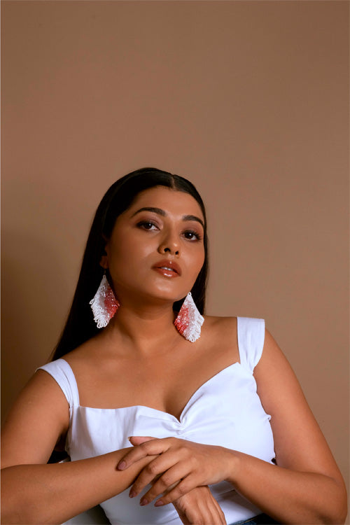 Melo Studio Edith White-Peach Hand Beaded Earrings