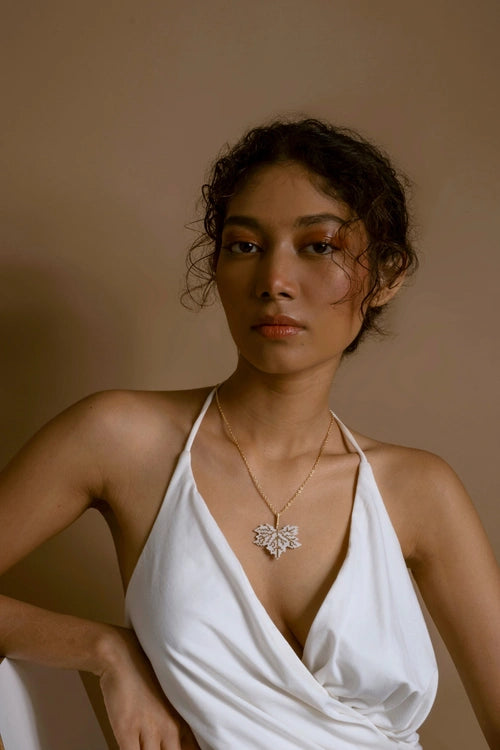 Melo Studio Gold Leaf Hand Beaded Pendant Necklace