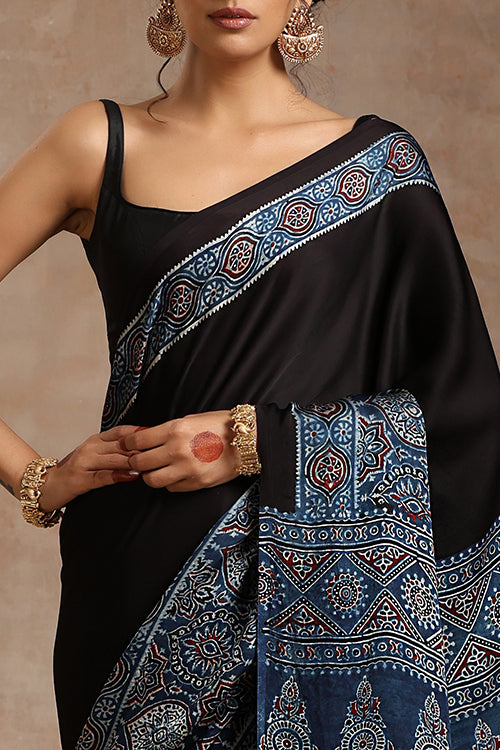 Tenaaro Ajrakh Hand Block Printed   Modal Saree (Indigoblue-4)