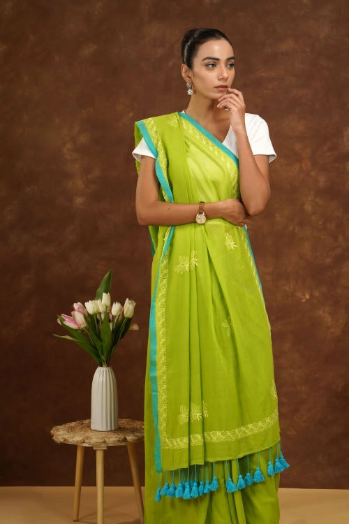 Shwet Women Parrot Green Hand Embroidered Chikankari Mulmul Saree
