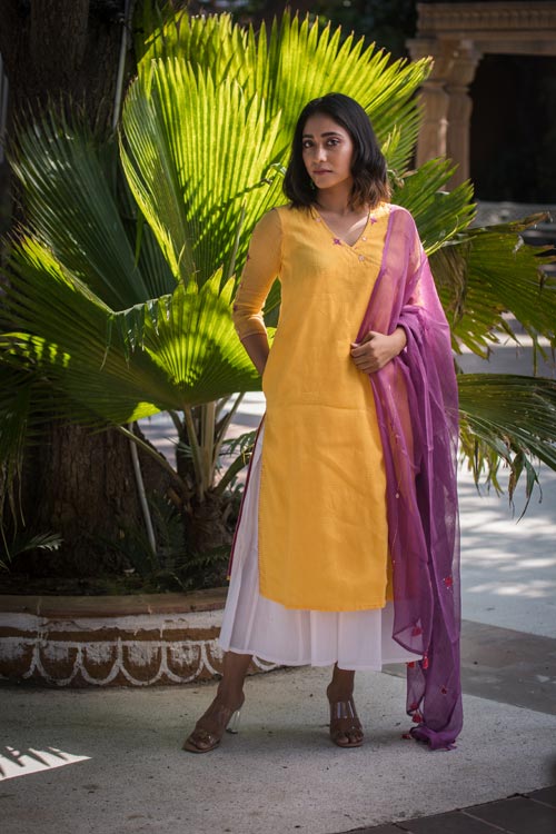 Urmul 'Alisha'Hand Embroidered yellow kotta doriya kurta . 2pc set (kurta and dupatta)